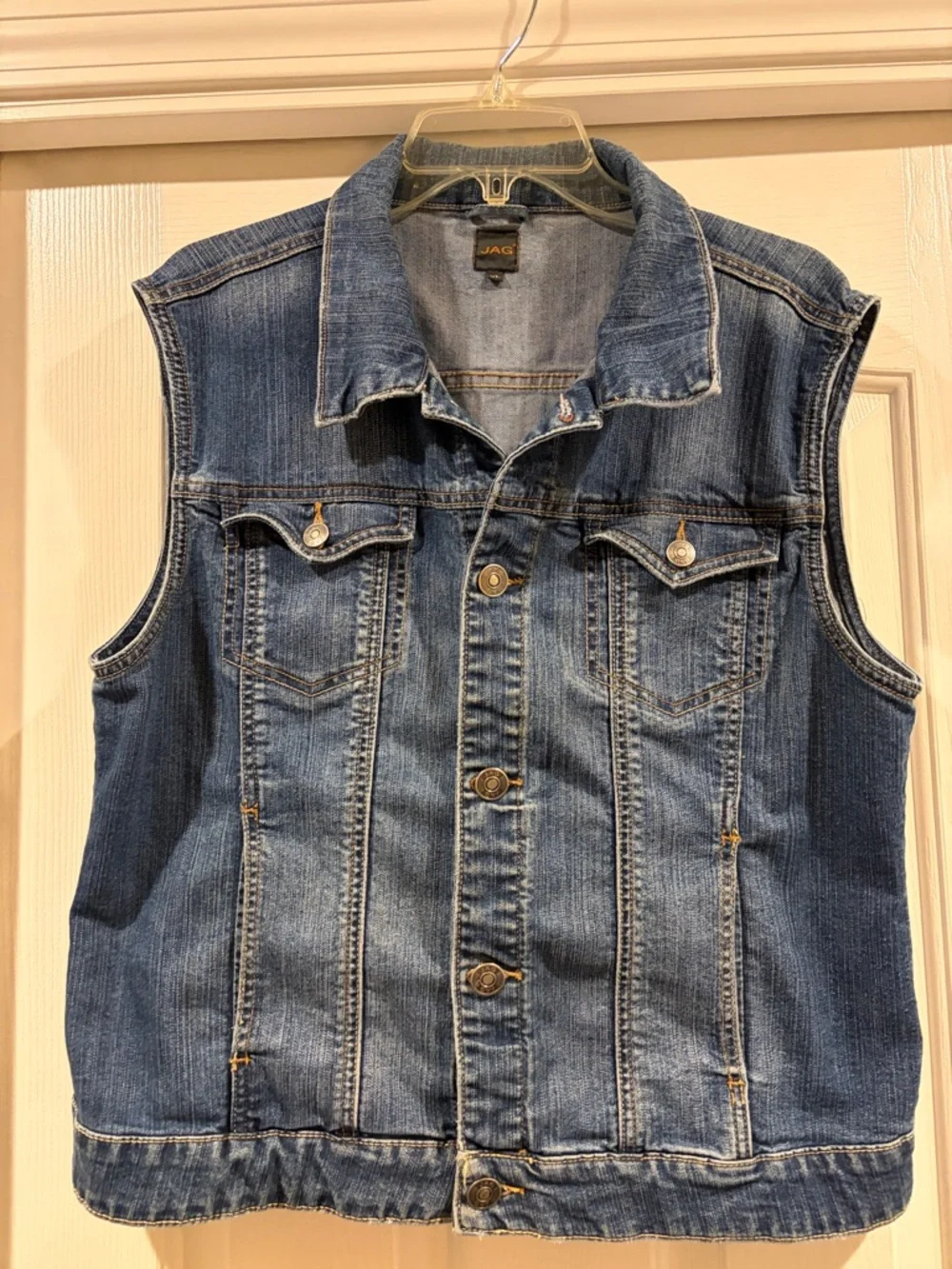 Jag Classic Blue Denim Vest size XL excellent cond. - Picture 2 of 5